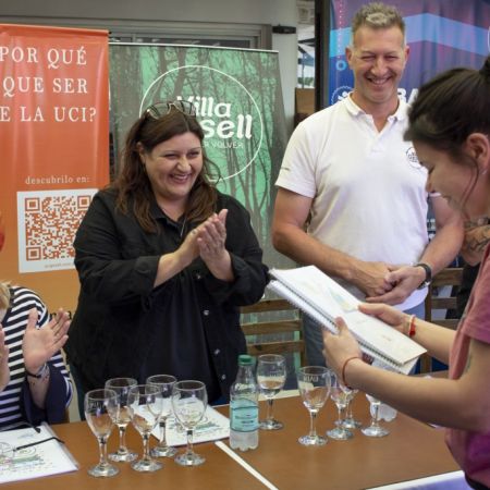 LA ESCUELA ESPECIAL 501 ENTREGRÓ MENÚS EN BRAILLE A LA UCIT
