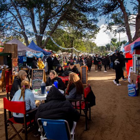 La Criolla: El Latir de la Tradici&oacute;n bajo el Cielo de Villa Gesell
